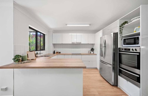 Toowong Apartment | Prime Riverside 3-BR/Mall, Park, All Transit &UQ