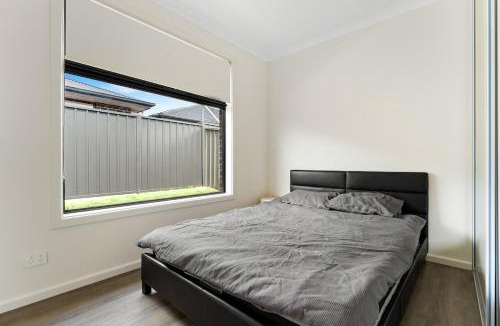 Davoren Park House | Pristine & Private 2BR Stay - Perfect for Getaways