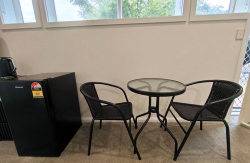 Glenorchy Apartment | Private Ensuite Guest Suite near MONA with NBN WiFi and Air purifier