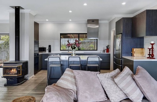 Merimbula House | Private Family Beach House - 5mins from the beach