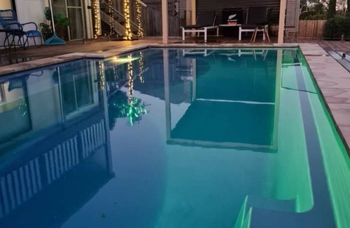 Terrigal Apartment | Private pool & sauna 60 seconds drive to Avoca beach or Terrigal beach & shopsnn