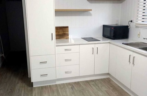 Kingaroy Cabin | private secluded Flat close to kingaroy