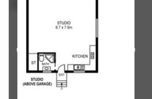 Pretty Beach Central Coast Apartment | Private separate stylish spacious couples retreat . Tree canopy and water views
