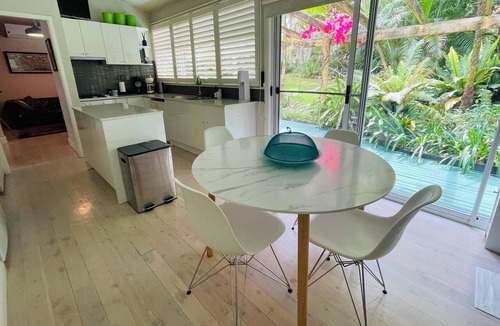 Nelson Bay House | Private & spacious family retreat with aircon & pool.