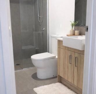 Sippy Downs Apartment | Private Upstairs Retreat, 1BR Apartment