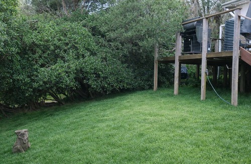 Sandy Point House | Prom Coast Escape beach house - 5 minutes to beach, close to Wilsons Prom