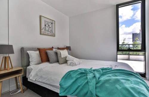 Box Hill Apartment | Prospect Eva