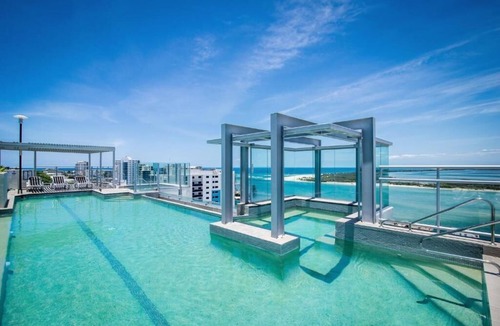 Caloundra Apartment | Pumicestone Blue