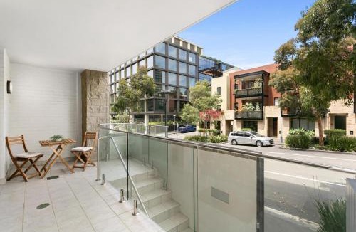 Pyrmont Apartment | Pyrmont Paradise - Relaxed living with gym & pool - BOW02