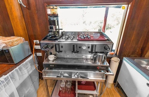 Upper Warren Cabin | Queen Chalet 4 | Manjimup WA