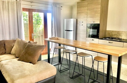 Kalbarri House | Quiet Oasis, Walk to the Beach and cafes. Stylish and Modern