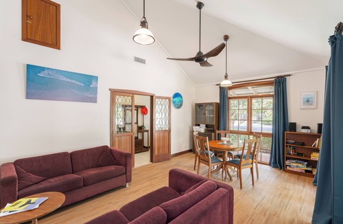 West Busselton House | Quiet Street by the beach