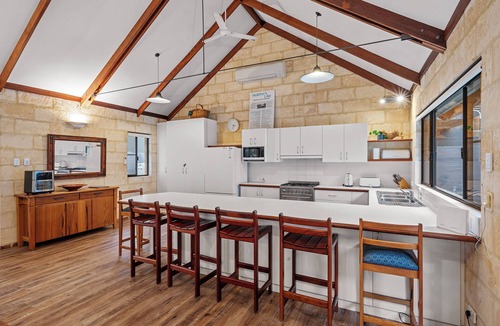 Quindalup House | Quindalup Beach House easy walk to Quindalup Beach