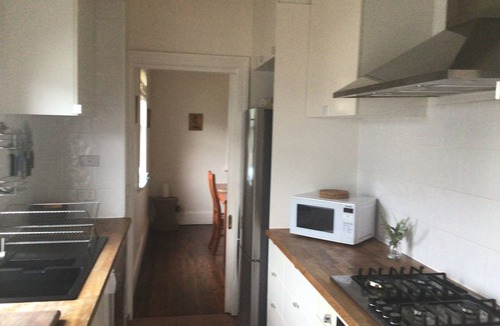Port Albert Cottage | Quite cosy Cottage close to Port. Pet friendly