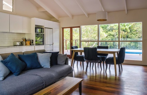 Upper Coopers Creek Cottage | Rainforest Pool House for 2 | Private Magnesium Pool | Byron Hinterland