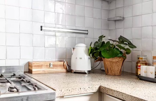 Randwick Apartment | Randwick Retreat | Beaches, CBD, Races, Parking
