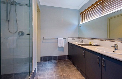 Busselton House | Reel Cosy - Family Friendly
