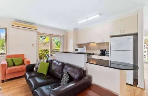 Long Beach House | Relax at Michener | Long Beach Family Escape