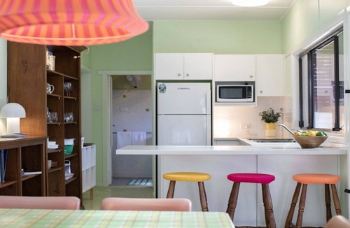 Bateau Bay House | Retro inspired cottage just 100m to beach