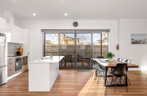 Rhyll House | Rhyll Delight in Rhyll