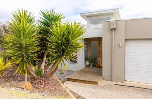Torquay House | Rincon Holiday Home Torquay - New Modern home