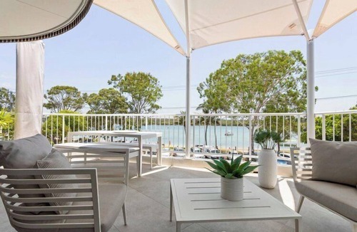 Noosaville Apartment | River Belle - Noosa River Views, Pet Friendly by Stay Noosa