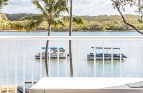 Noosaville Apartment | River Belle - Noosa River Views, Pet Friendly by Stay Noosa