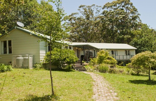 Robertson House | Riverbend - Stay 3 Pay 2
