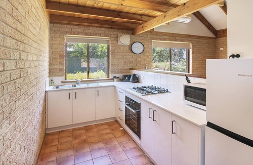 Augusta Cottage | Riverscape Cottage No.6 - Riverscape - unit 6 with views over the Blackwood River and cosy fire place