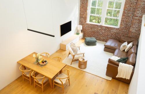 Teneriffe Apartment | Riverside Loft 2Bed,2Bath Park Pool