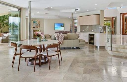 Surfers Paradise House | RIVERSIDE RETREAT - A Tuscan Inspired Haven