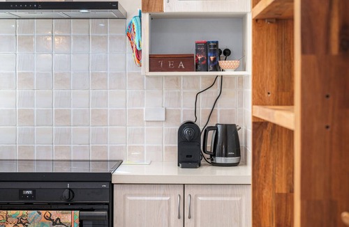 Wilson House | Riverside Retreat Near Curtin Uni & Lo Quay Café