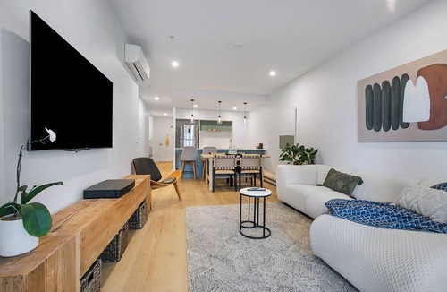Newstead Apartment | Riverstone Perch Urban Comfort near Brisbane River