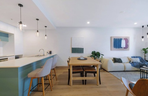 Newstead Apartment | Riverstone Perch Urban Comfort near Brisbane River