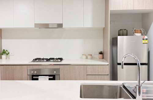 Hamilton Apartment | RiverView Breeze Hamilton 3B2B with Free Parking