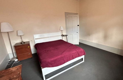 Adelaide Central Business District Cabin | Rob Roy Hotel Room 8