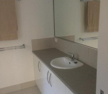 Rainbow Beach House | Room for rent