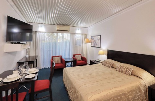 Emerald Hotel | Route 66 Motor Inn