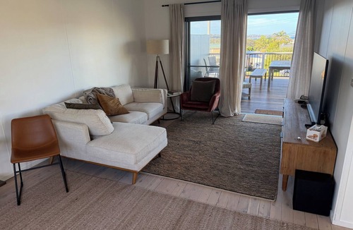 Potato Point House | Rugare - A Place of restoration. Wake up to the sound of the surf and birds.