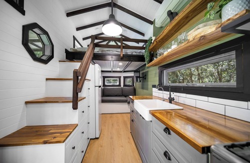 Palmwoods Cabin | Rural Oasis - Tiny Home | 2BR Cabin + Outdoor Firepit Experience