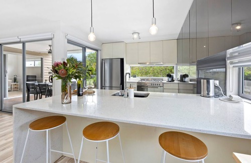 Rye House | Rye Serenity and Style walk to beach shops Wifi