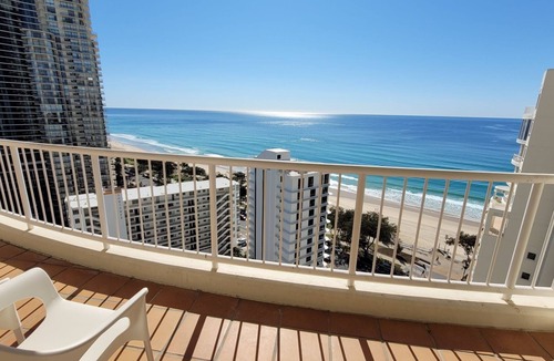 Surfers Paradise Apartment | S80 Apartment with Sea View Gold coast