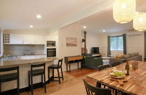 Anna Bay House | Sahara Trails 3 Bedroom House - Coastal farmhouse escape, with horse riding at your door!