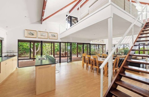 Naturaliste House | Sailors Hill Retreat—Bushland Living by the Coast