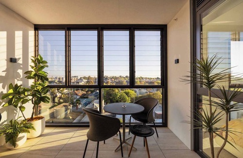 Saint Kilda South Apartment | Saint Noir