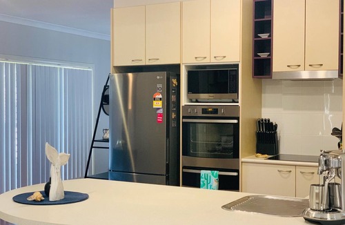 Tuncurry House | Sakari's Sanctuary - Tuncurry NSW Pet Friendly house