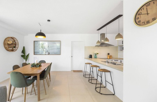 Marcoola Apartment | Salad Days - Beachfront and Pet Friendly with Private Garden