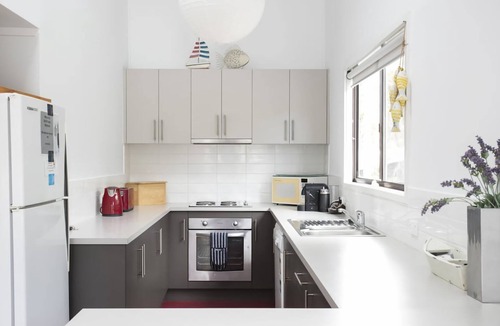 Mollymook Beach House | Salt And Pepper in Mollymook