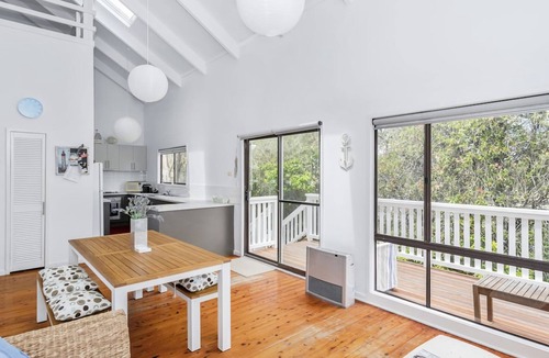 Mollymook Beach House | Salt And Pepper in Mollymook