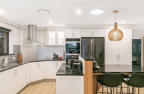 Tweed Heads House | Salthill - Waterfront Pet Friendly Family Home on the Tweed River - Min 3N